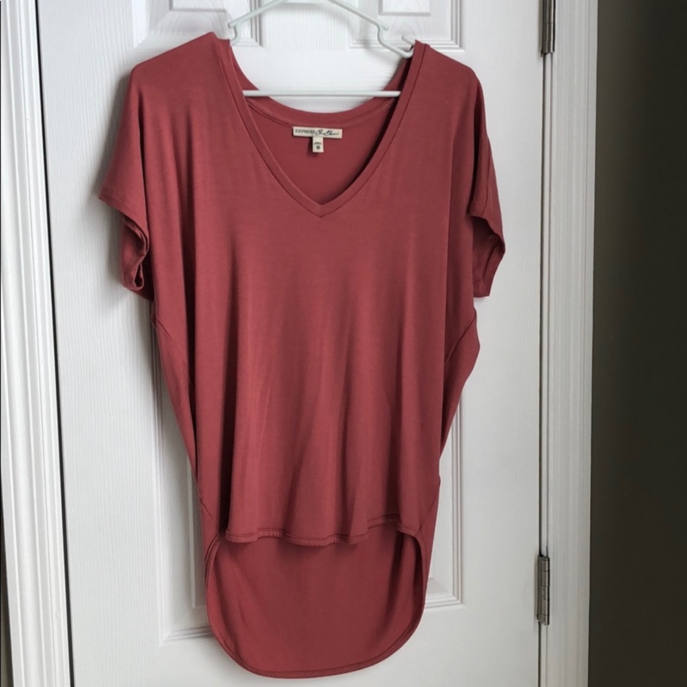 Express relaxed fit hi low pink v neck Tee